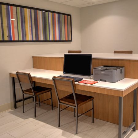 Holiday Inn Express Rochelle By Ihg Exteriér fotografie
