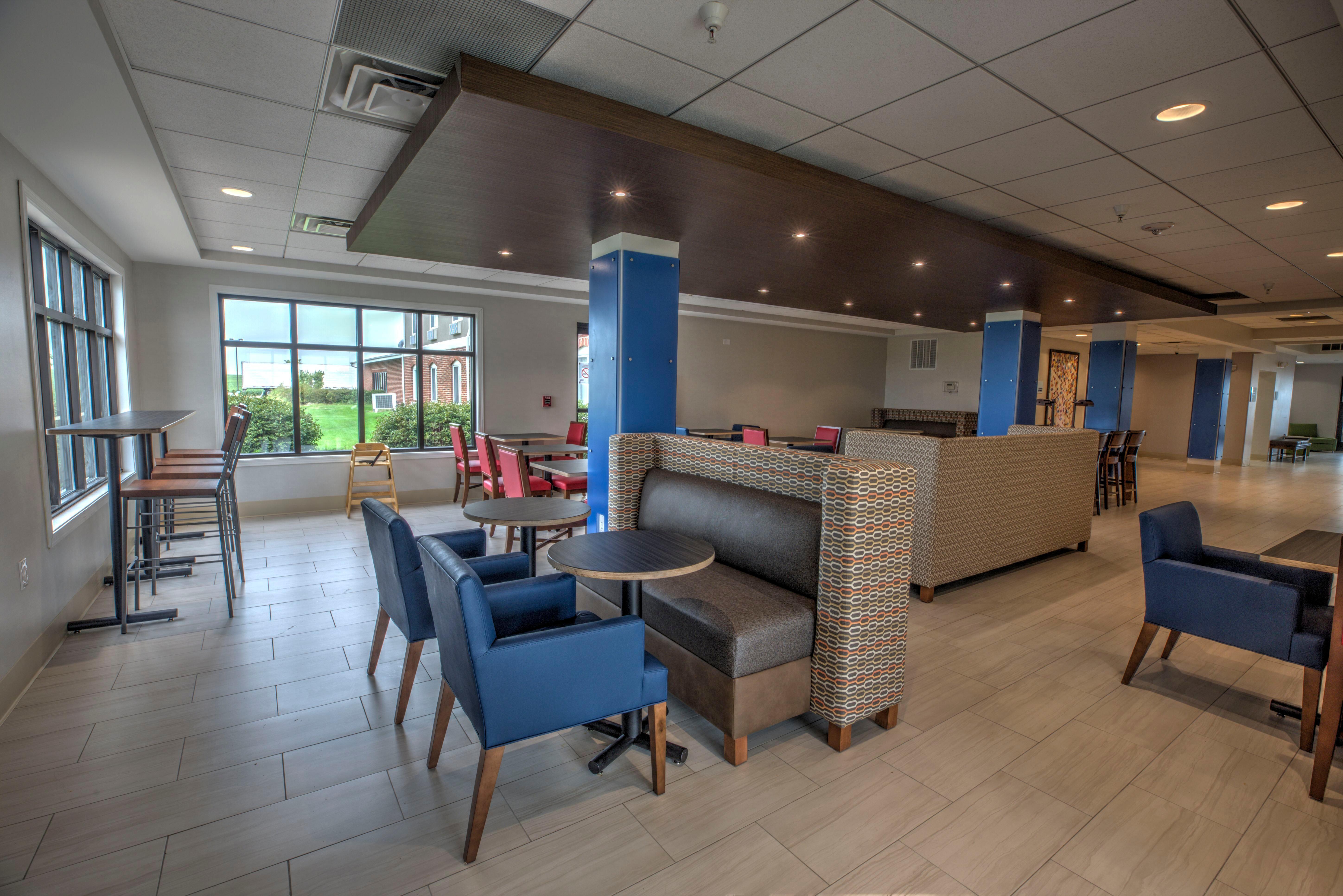 Holiday Inn Express Rochelle By Ihg Exteriér fotografie
