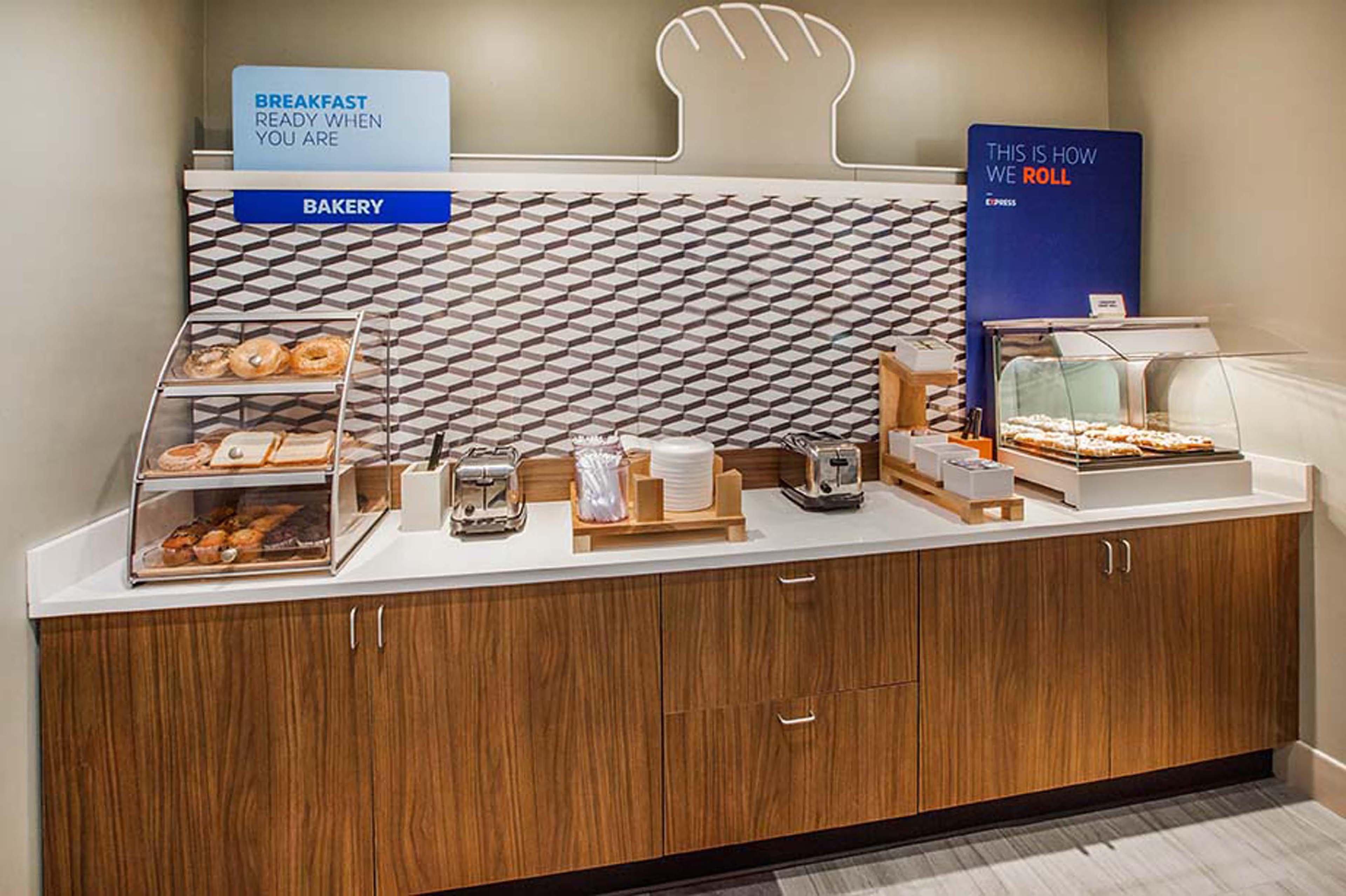 Holiday Inn Express Rochelle By Ihg Exteriér fotografie